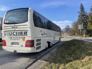 man-lions-coach-r09 (2)